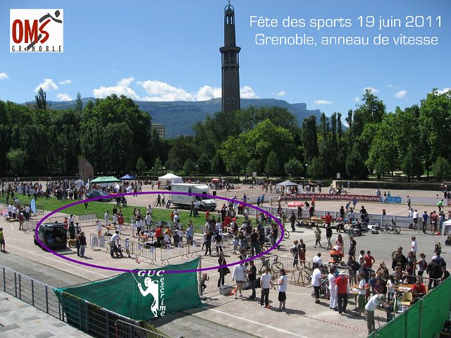 OMS_Photo 104 copy.jpg - Le GUC-Escrime à la Fête des Sports, anneau de vitesse de Grenoble, juin 2011